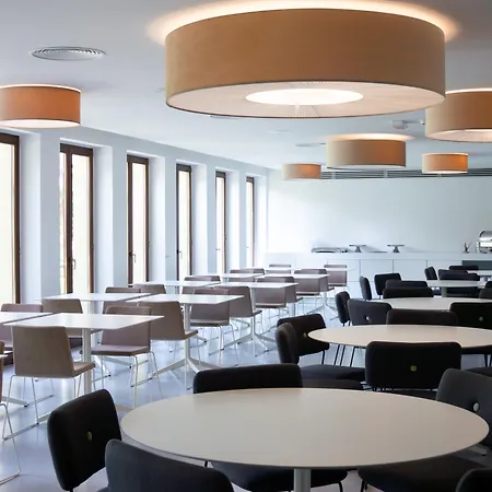 Azoris Angra Garden - Plaza Angra do Heroismo