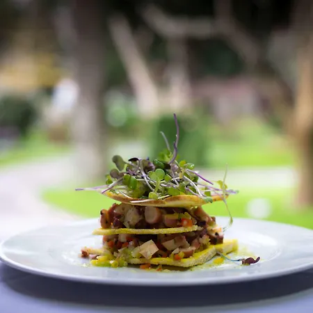 Azoris Angra Garden - Plaza Hotel Angra do Heroismo