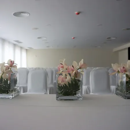 Hotel Azoris Angra Garden - Plaza 4*