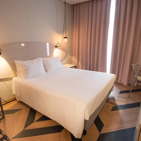 Azoris Angra Garden - Plaza 호텔 4*