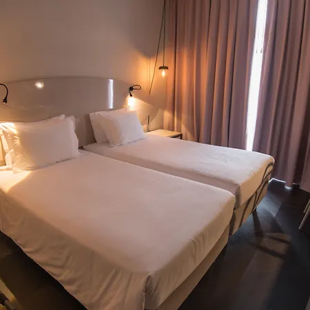 Azoris Angra Garden - Plaza Hotel 4*