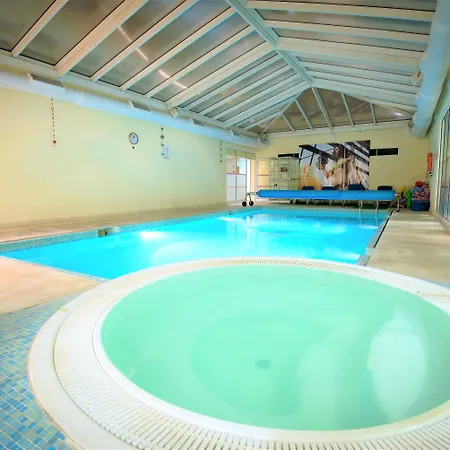 Azoris Angra Garden - Plaza 호텔 4*