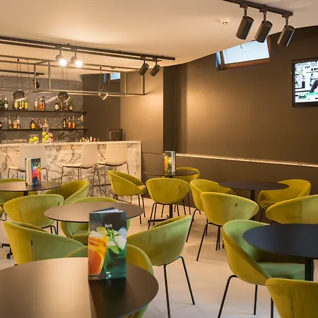 Azoris Angra Garden - Plaza Отель